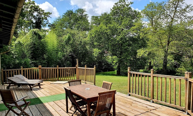 Linxe House | Lake view loft rental 5 people Château Belle Epoque Landes