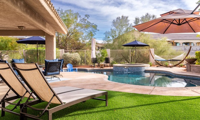 Lake Havasu City House | Lake View Tropical Oasis - Pool & Spa- RV Parking -AMAZING!