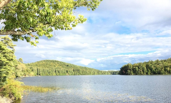 Webster Apartment | Lake winnnepocket get away