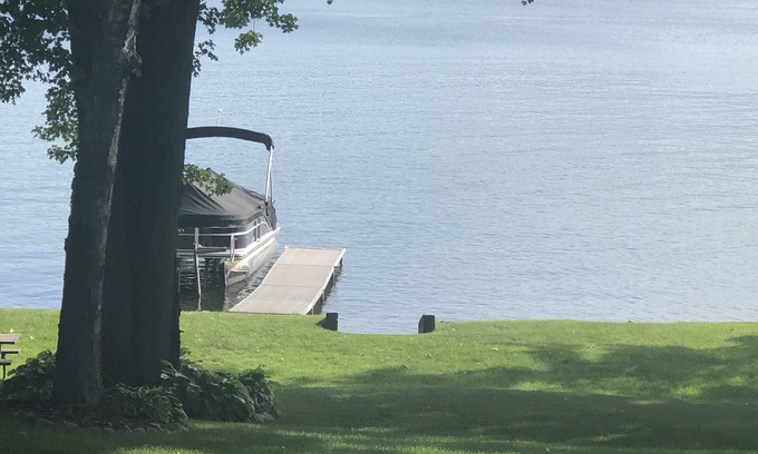 East Jordan House | LAKEFRONT Charlevoix Home with private dock
