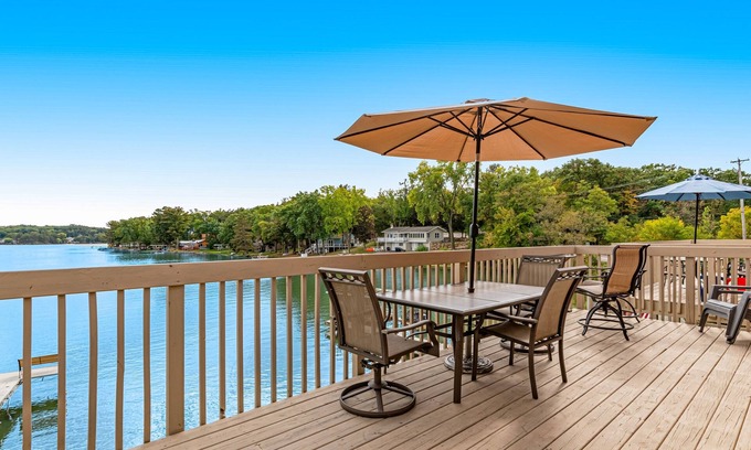 Lake Delton House | Lakefront condo with deck, amazing views, private beach access, fireplace & dock