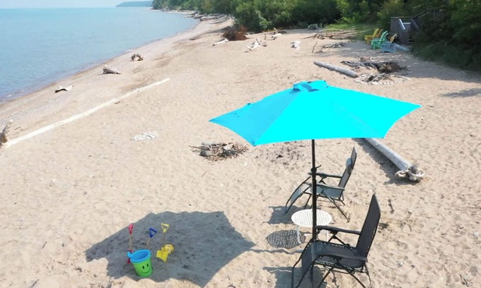 Central Huron Cottage | Lakefront Haven Beachfront escape-Private Steps