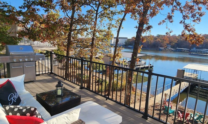 Osage Beach House | Lakefront House w/Private Dock in a Protected Cove -Swim, Kayak, Fish!