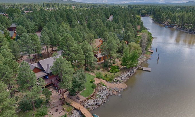 Pinetop-Lakeside House | Lakefront Property on Rainbow Lake!