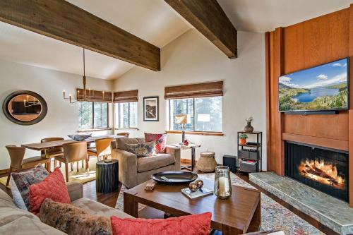 Incline Village House | Lakeshore Townhome 20