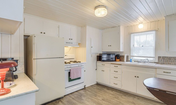 Park Rapids Cabin | Lakeside Cabin in Park Rapids w/Backyard