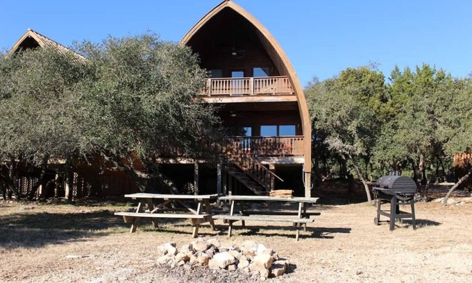 Canyon Lake Cabin | Lakeview Cabin Grand C