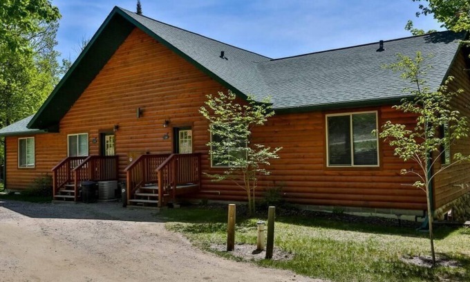 Puposky Villa | Lakeview Minnesota Getaway - Scenic Views & Prime Fishing Location
