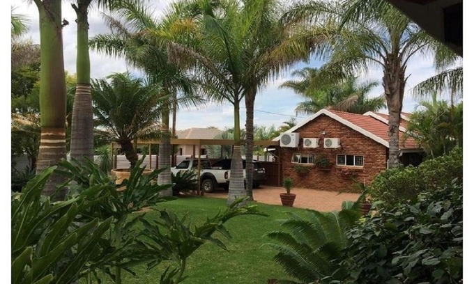Bela-Bela House | Lala Bela Guest House