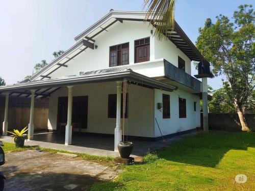 Ambalangoda Villa | Lali Villa