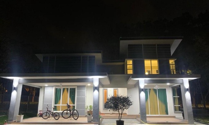 Mantin Villa | Laman Jubilee DBayu