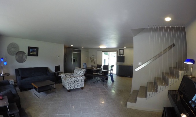 Ashwaubenon House | Lambeau Stadium & Titletown District 1 Block Away - 4 Bedrooms Across From Park