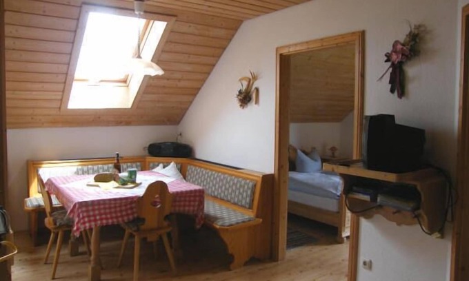 Anger Apartment | Landblick, 59m², 2 Schlafzimmer, Sat-tv, Balkon, Max. 4 Personen