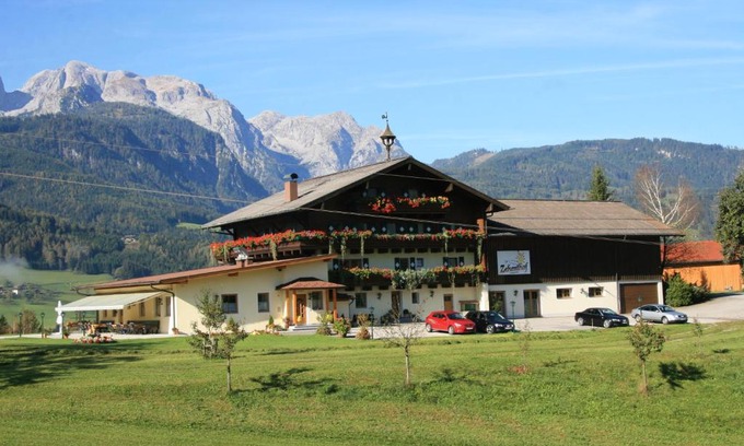 Pfarrwerfen Hotel | Landgasthof Hotel Zehenthof