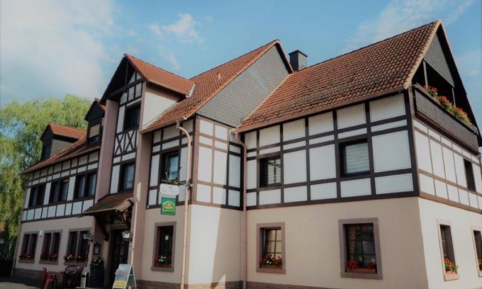 Mernes Hotel | Landgasthof Zum Jossatal