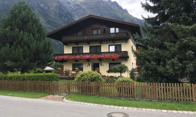 Huben Apartment | Landhaus Kuen