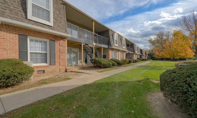 Indianapolis Apartment | Landing | Amazing 2BD, Pool