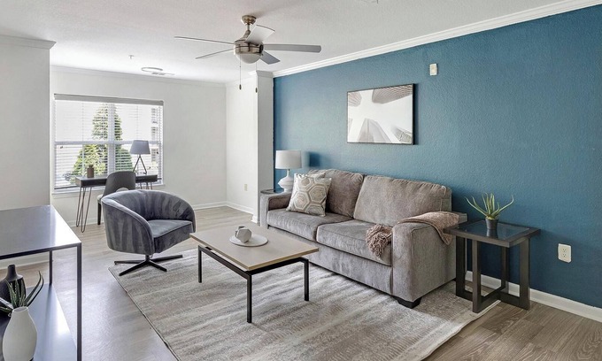 Murfreesboro Apartment | Landing | Amazing 2BD, Gym, Courtyard