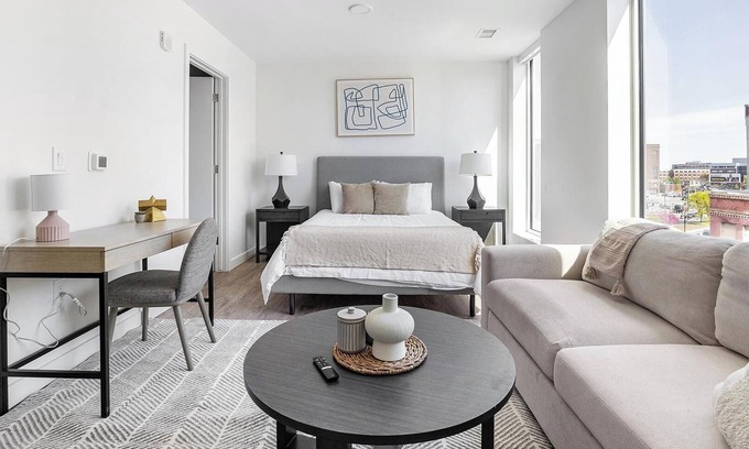 Greektown Historic District Apartment | Landing | Amazing Studio, Gym, Clubhouse