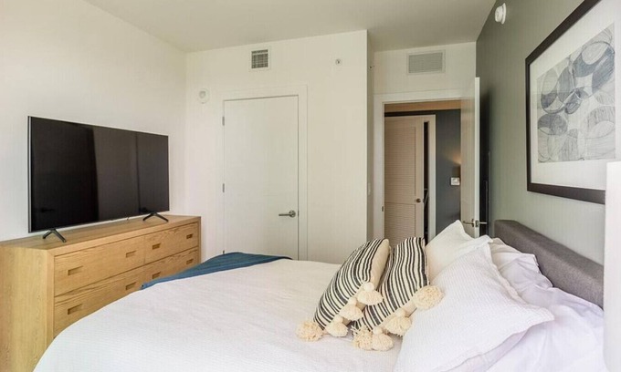 Riverwalk Fort Lauderdale Apartment | Landing at 10X Riverwalk Apartments - 1 Bedroom in South Fort Lauderdale
