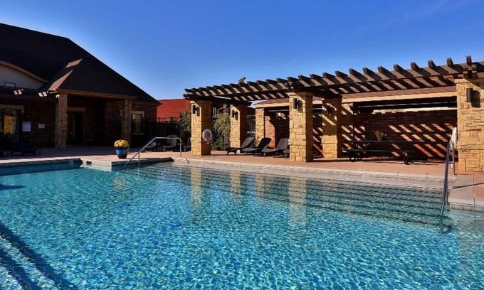 Central Oklahoma City Apartment | Landing at Anatole on MacArthur - 2 Bedrooms in Central Oklahoma City