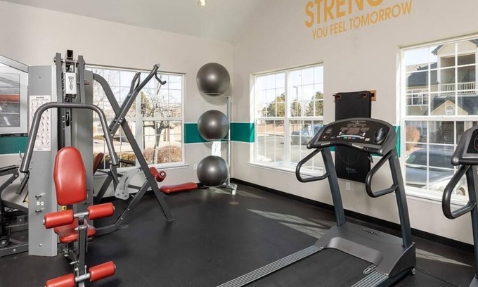 Southeast Colorado Springs Apartment | Landing at Bellaire Ranch - 2 Bedrooms in Downtown Colorado Springs