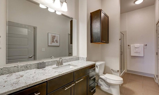 Oak Cliff Apartment | Landing at Bellrock Bishop Arts - 2 Bedrooms in Oak Cliff