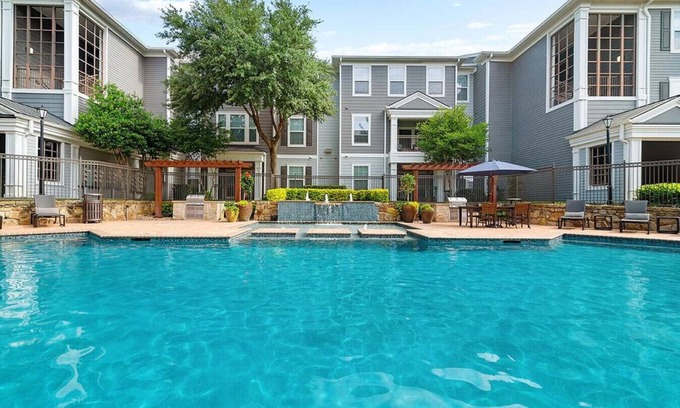 Fort Worth Apartment | Landing at Cortland Ridglea - 2 Bedrooms in Fort Worth