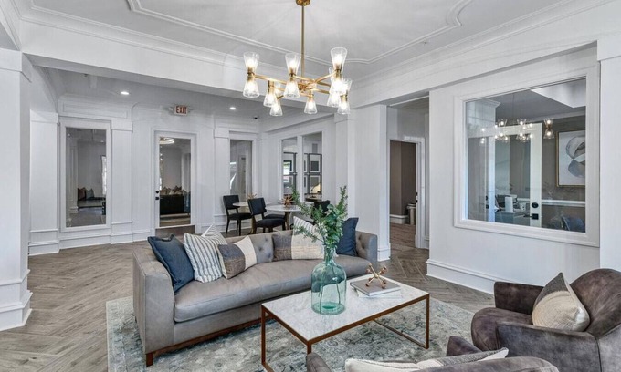 Fort Worth Apartment | Landing at Cortland Ridglea - 2 Bedrooms in Fort Worth
