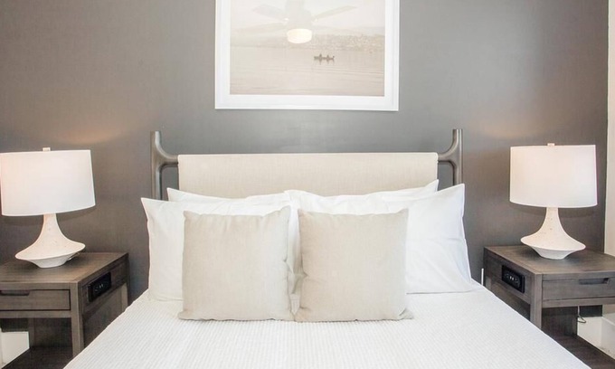River District Apartment | Landing at Sawmill Point Apartments - 1 Bedroom in Historic District