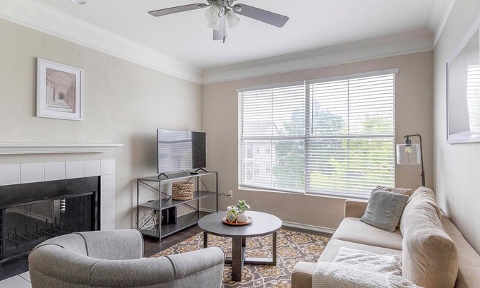 Fossil Creek Apartment | Landing | Chic 1BD, Clubhouse, Pool