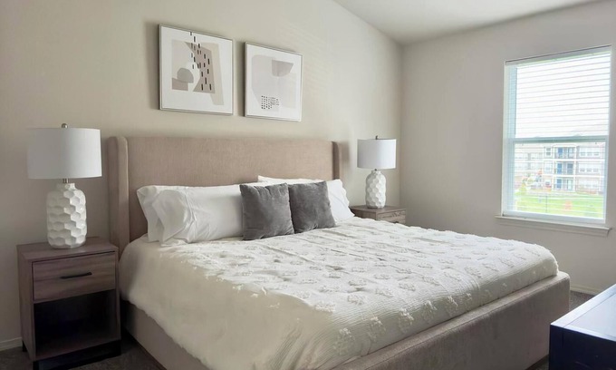 Belton Apartment | Landing | Chic 1BD, Pool, Clubhouse