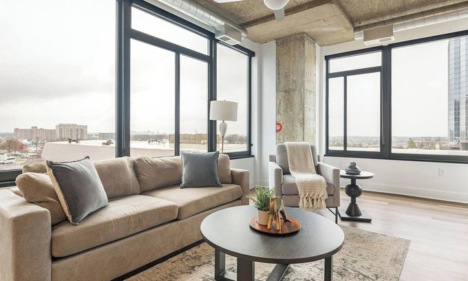 Baileys Crossroads Apartment | Landing | Chic 2BD, Game Room, Gym