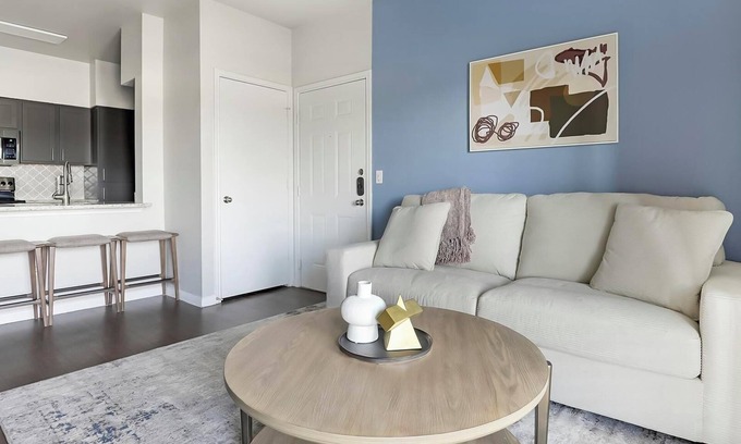 San Antonio Apartment | Landing | Chic 2BD, Gym, Pool