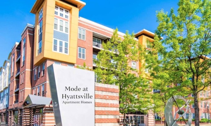 Chillum Apartment | Landing | Incredible 2BD, Pool, Clubhouse