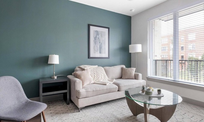 Houston Apartment | Landing | Modern 2BD, Pool, Gym