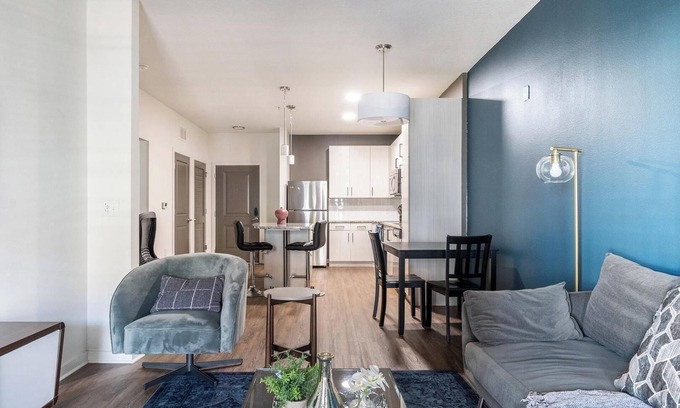 Tropic Apartment | Landing | Spectacular 1BD, Pool, Courtyard