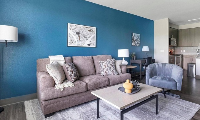 Memorial Apartment | Landing | Spectacular 1BD, Gym