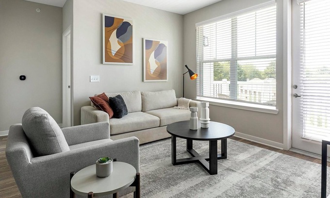 Huntsville Apartment | Landing | Spectacular 2BD, Pool, Gym