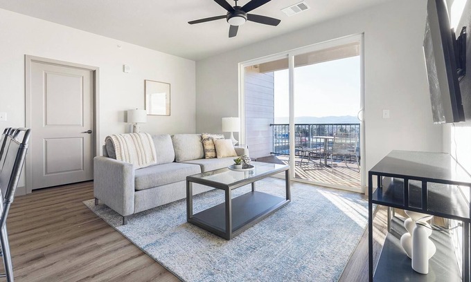 Littleton Apartment | Landing | Stunning 1BD, Gym, Clubhouse