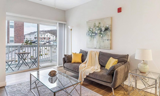 Willow Springs Apartment | Landing | Stunning 2BD, Clubhouse, Gym