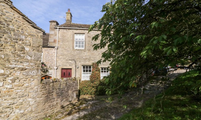 Grassington Cottage | LANE FOLD COTTAGE, pet friendly, with open fire in Grassington