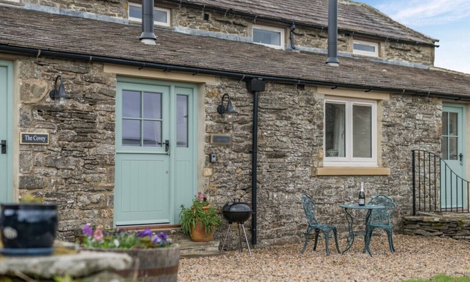 Leyburn House | Lapwing - Swineside - One Bedroom House, Sleeps 2