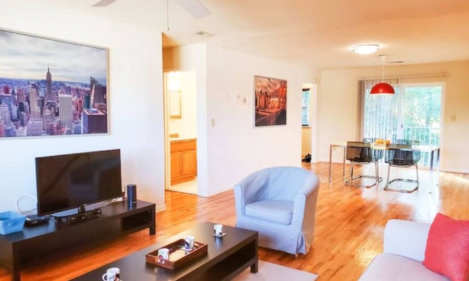 Bridgewater Apartment | Large 3 bedroom Bridgewater apt - Family friendly ,Private, Close to highways