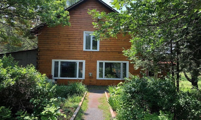 Marmora and Lake Cottage | Large 9-acre retreat for families and friends in the woods with wood-fired sauna
