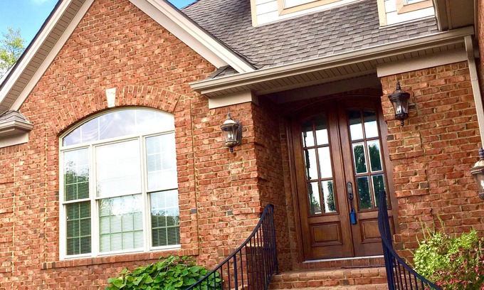 Lexington House | Large and Luxurious, with Green Space