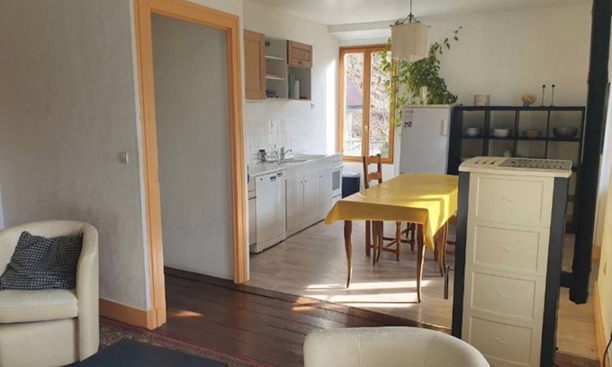 Le Chatelard Apartment | Large apartment in the heart of the Bauges