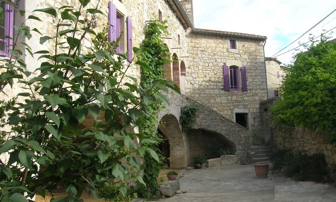 Brujas House | Large cottage of charm and character in southern Ardèche