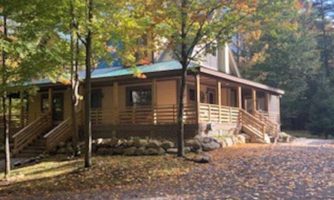 Chestertown House | Large Cozy House in the Woods