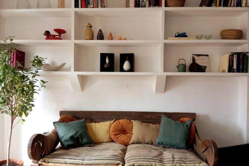 San Ildefonso Apartment | Large family home in Albaicin Center